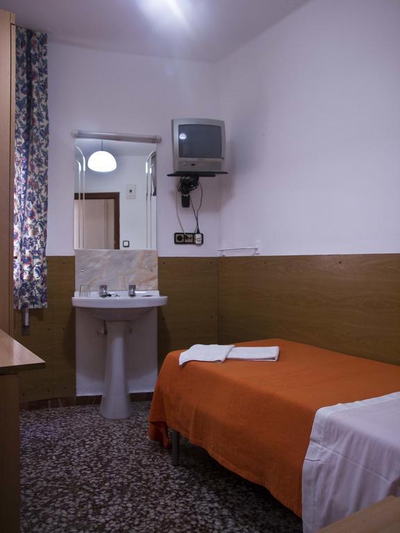 Hostal Lizana Huesca Camera foto